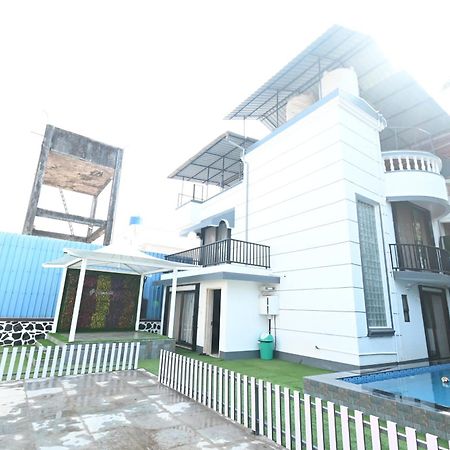 Emerald Villa Lonavala Esterno foto