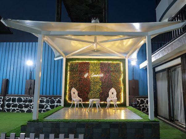 Emerald Villa Lonavala Esterno foto