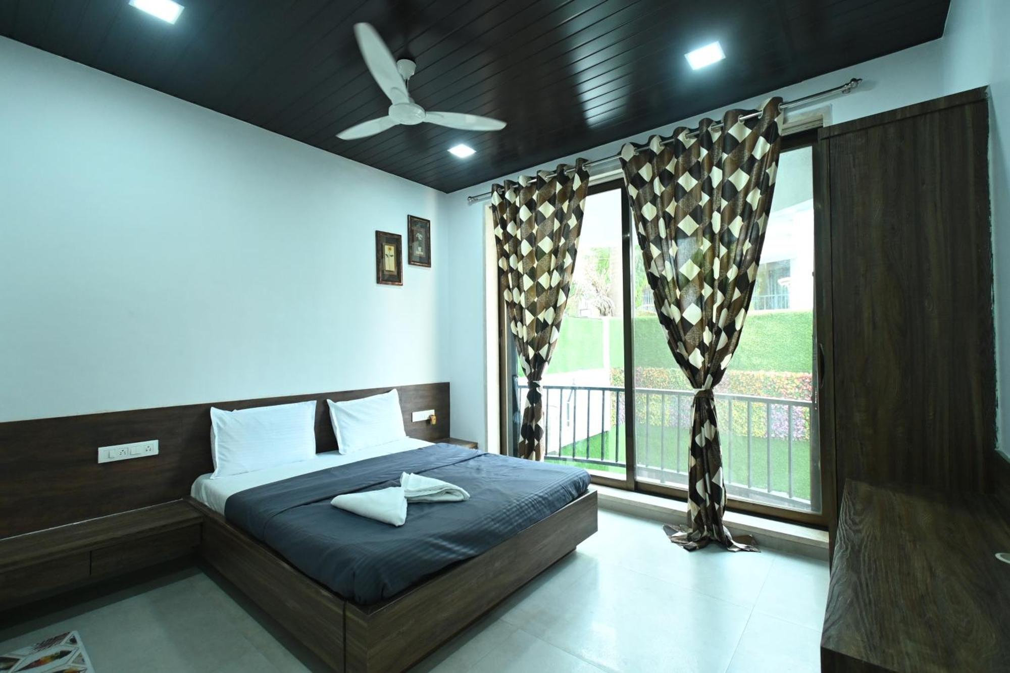 Emerald Villa Lonavala Esterno foto